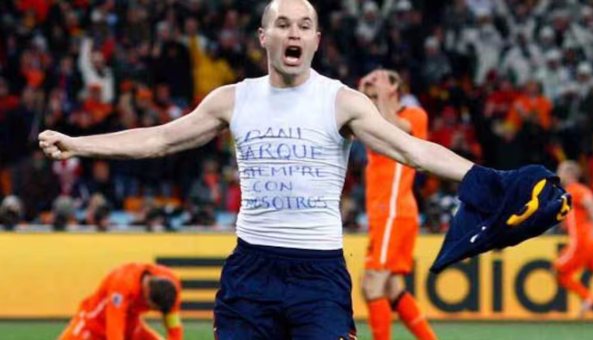 el gol de iniesta que dio el titulo a España