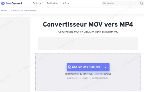 Utiliser FreeConvert pour convertir un fichier MOV en fichier MP4 sur Mac