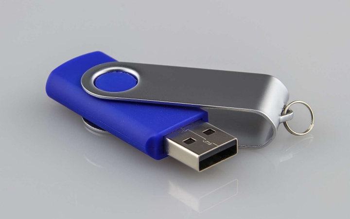 La clé USB, une faille de sécurité pour votre entreprise - Synoméga