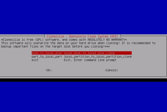 option disk_to_local_disk de Clonezilla pour cloner l'intégralité du disque dur sur le disque SSD.