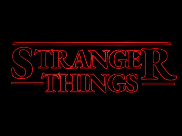 80 rstro neon stranger things filter
