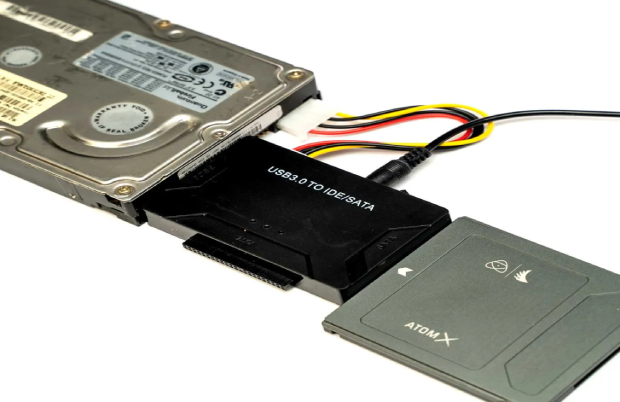 SSD와 함께 작동하는 SATA 포트