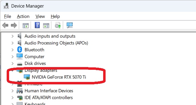 デバイスマネージャーで新しいGPUが正常に認識されている